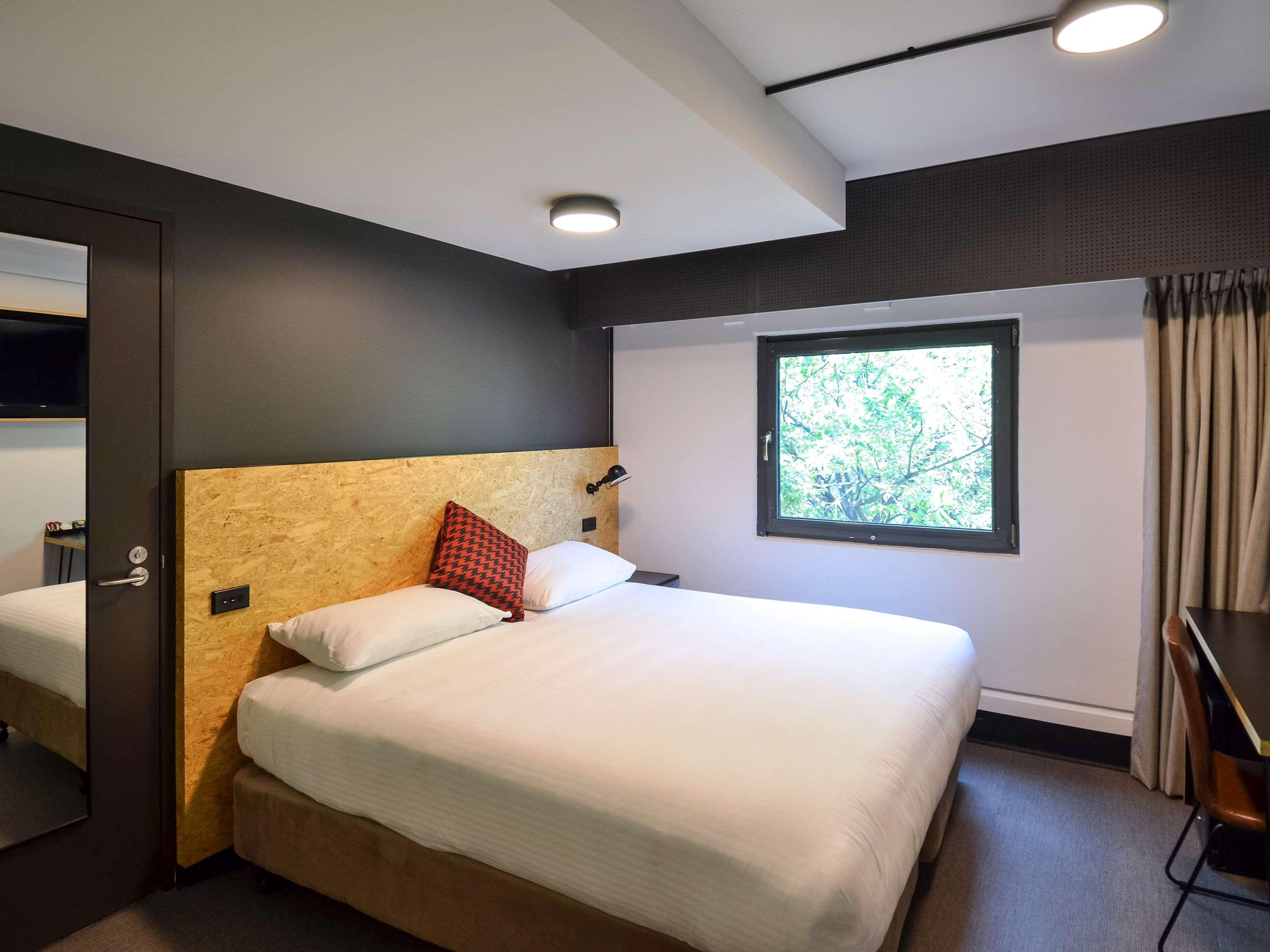 Ibis Budget Sydney East Exterior photo