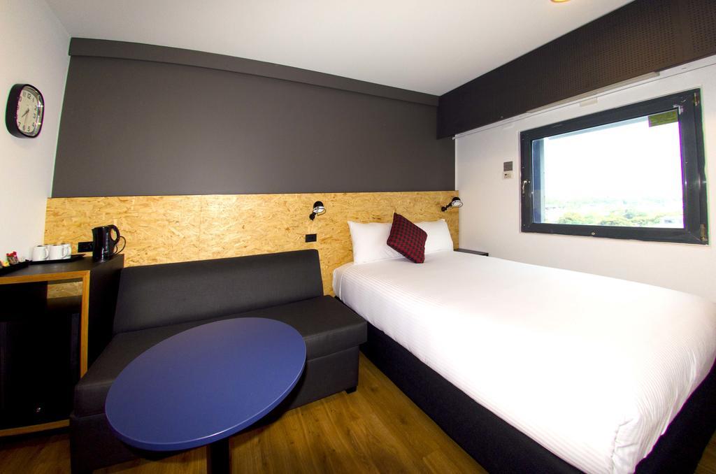 Ibis Budget Sydney East Exterior photo